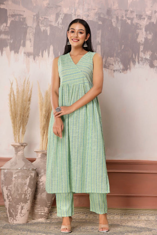 Stripes Print Kurta Pants
